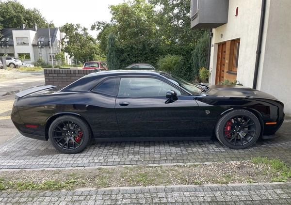 Dodge Challenger cena 219000 przebieg: 36000, rok produkcji 2015 z Wrocław małe 529